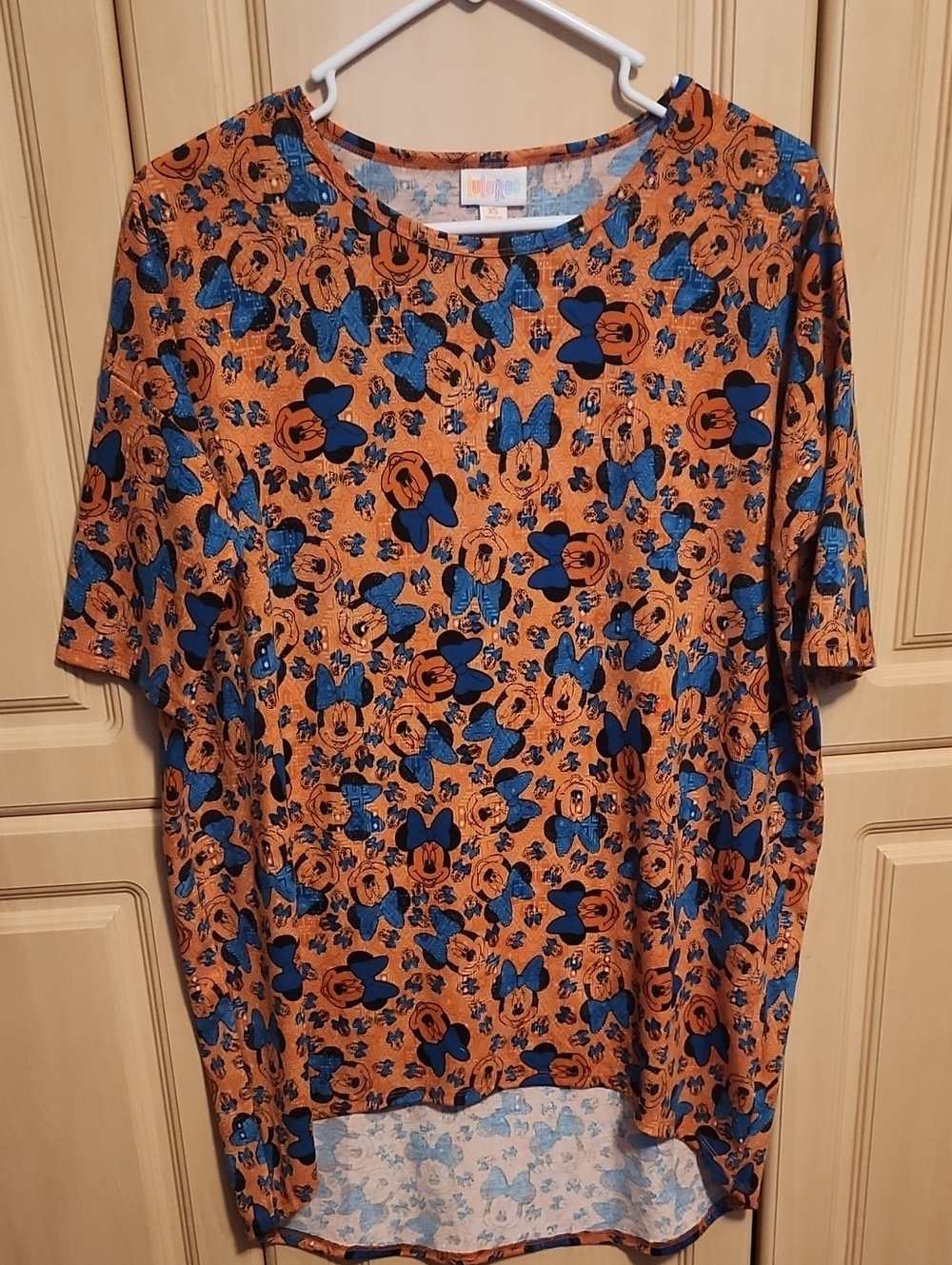 LuLaRoe Orange Short Sleeve Tee with Blue Minnie Mouse Motif